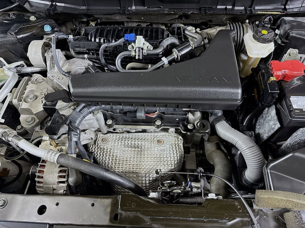 Used 2018 Nissan Rogue SV w/ Sun & Sound Touring Package image 35