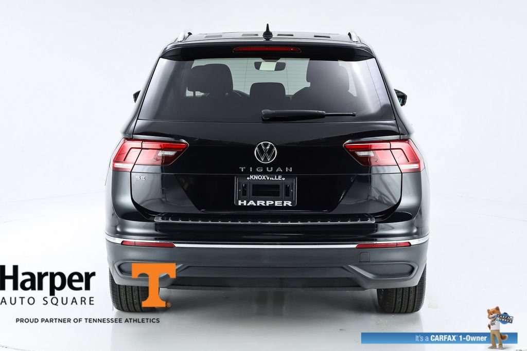 Used 2023 Volkswagen Tiguan SE w/ Panoramic Sunroof Package FWD image 46