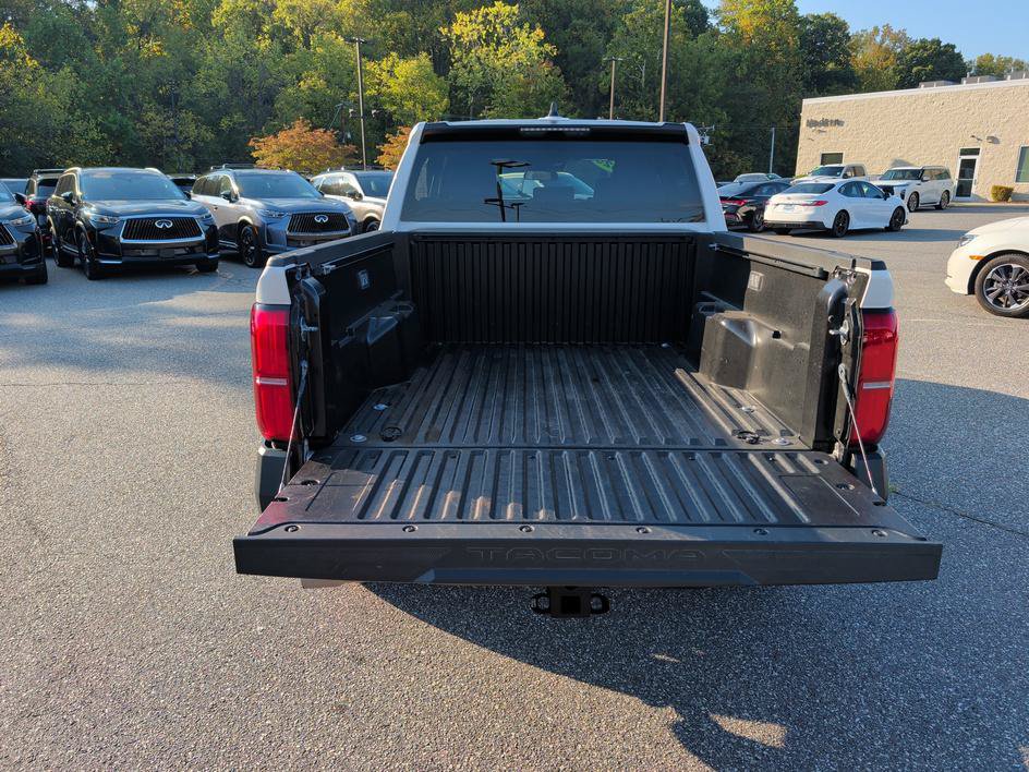 Used 2025 Toyota Tacoma SR RWD image 15