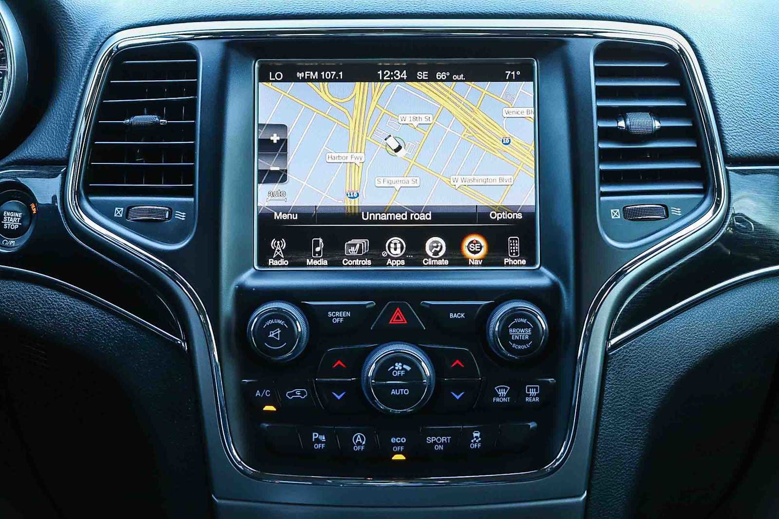 Used 2017 Jeep Grand Cherokee Trailhawk image 13