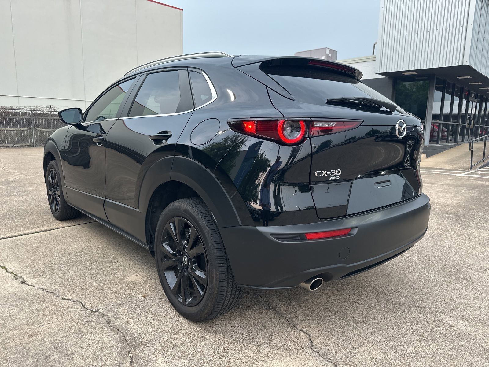 Used 2025 MAZDA CX-30 AWD 2.5 S w/ Select Sport Pkg image 3
