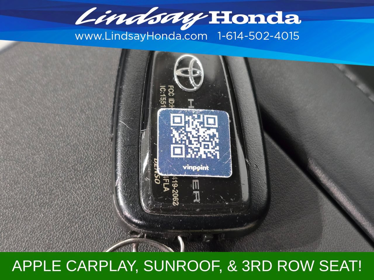Used 2022 Toyota Highlander XLE AWD/4WD image 22