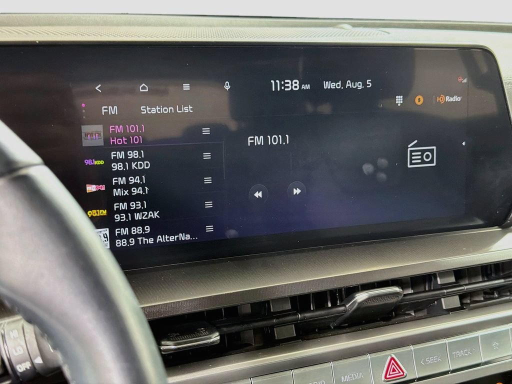 Used 2024 Kia Telluride S AWD/4WD image 16