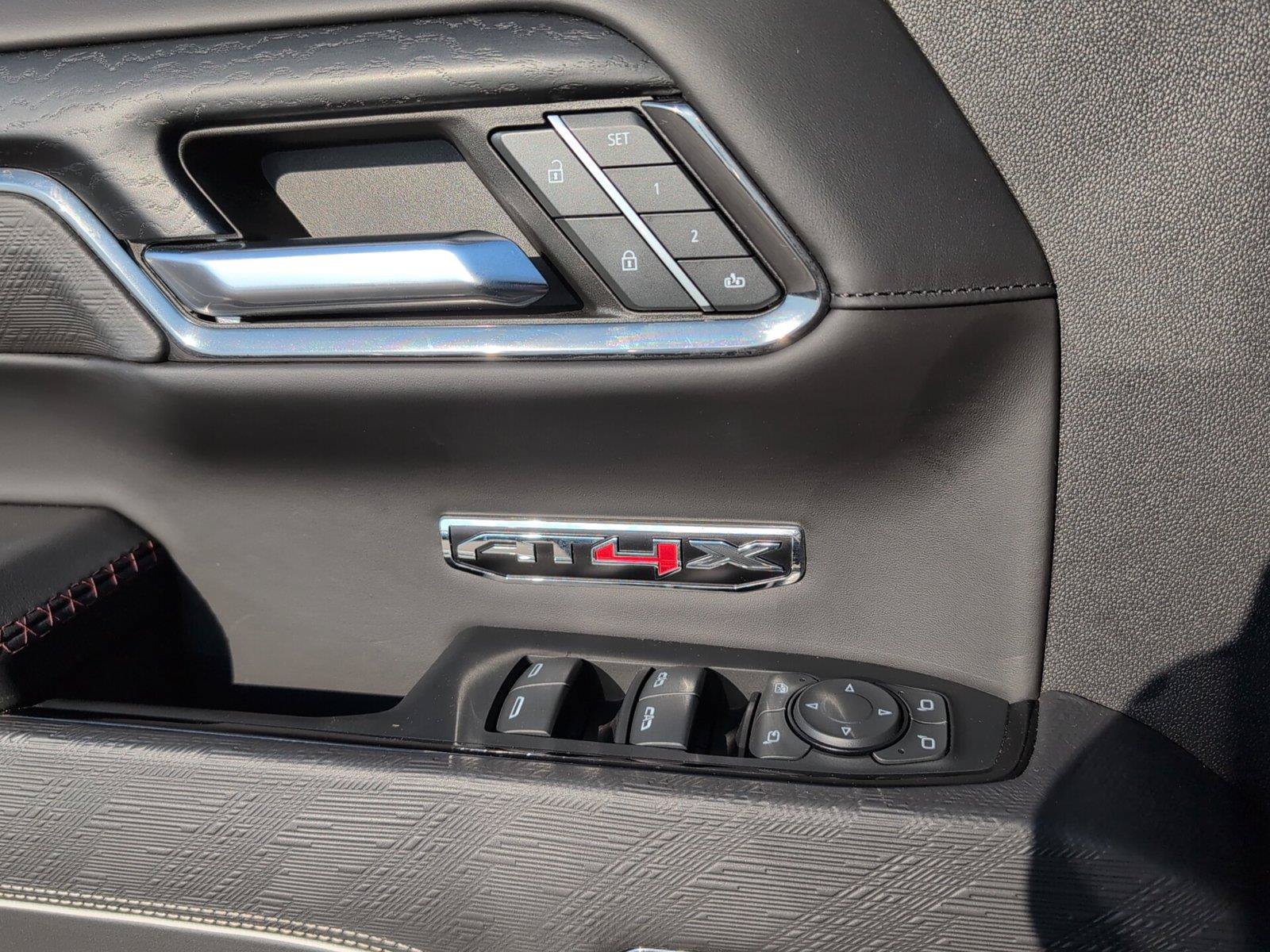 Certified 2024 GMC Sierra 1500 AT4X w/ AT4X AEV Edition AWD/4WD image 17