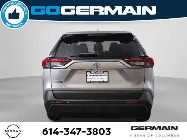 Used 2023 Toyota RAV4 LE AWD/4WD image 8