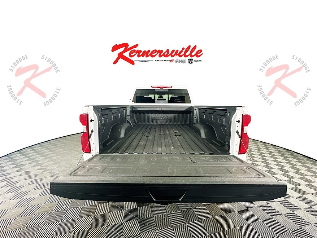 Used 2023 Chevrolet Silverado 2500 High Country w/ Z71 Off-Road Package image 27