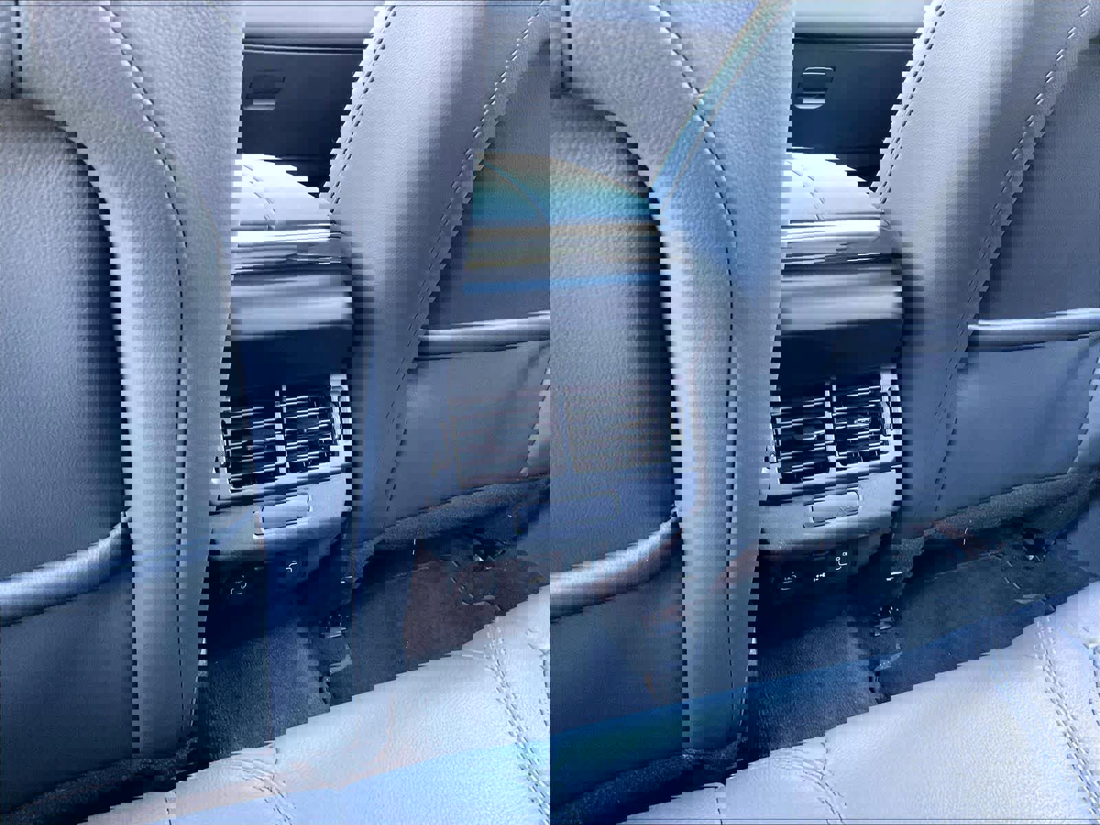 Used 2026 Land Rover Range Rover Evoque Dynamic SE image 35