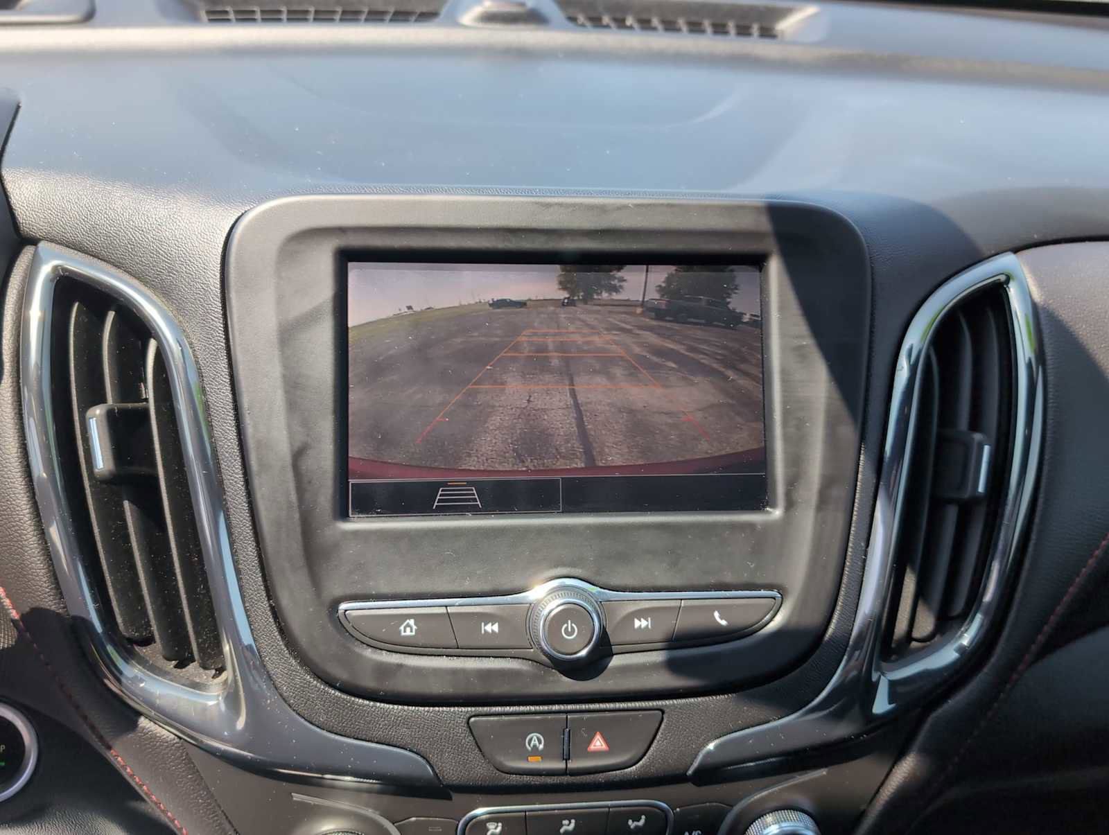 Used 2023 Chevrolet Equinox RS FWD image 14