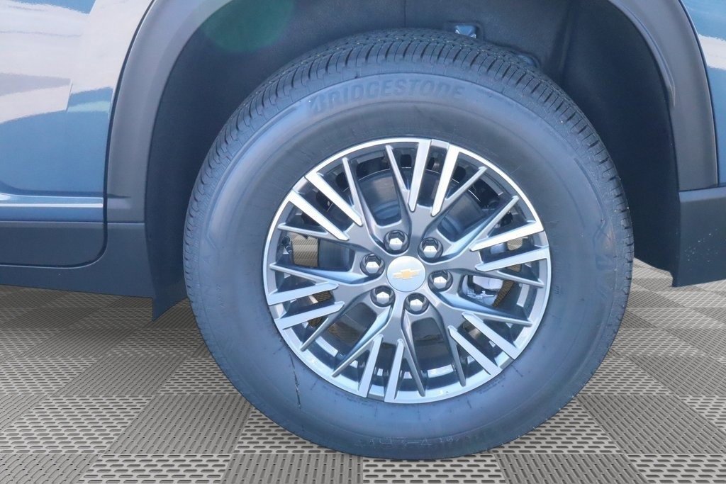 New 2026 Chevrolet Traverse LT image 18