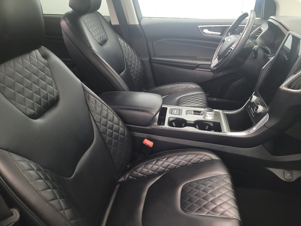 Used 2023 Ford Edge Titanium image 21