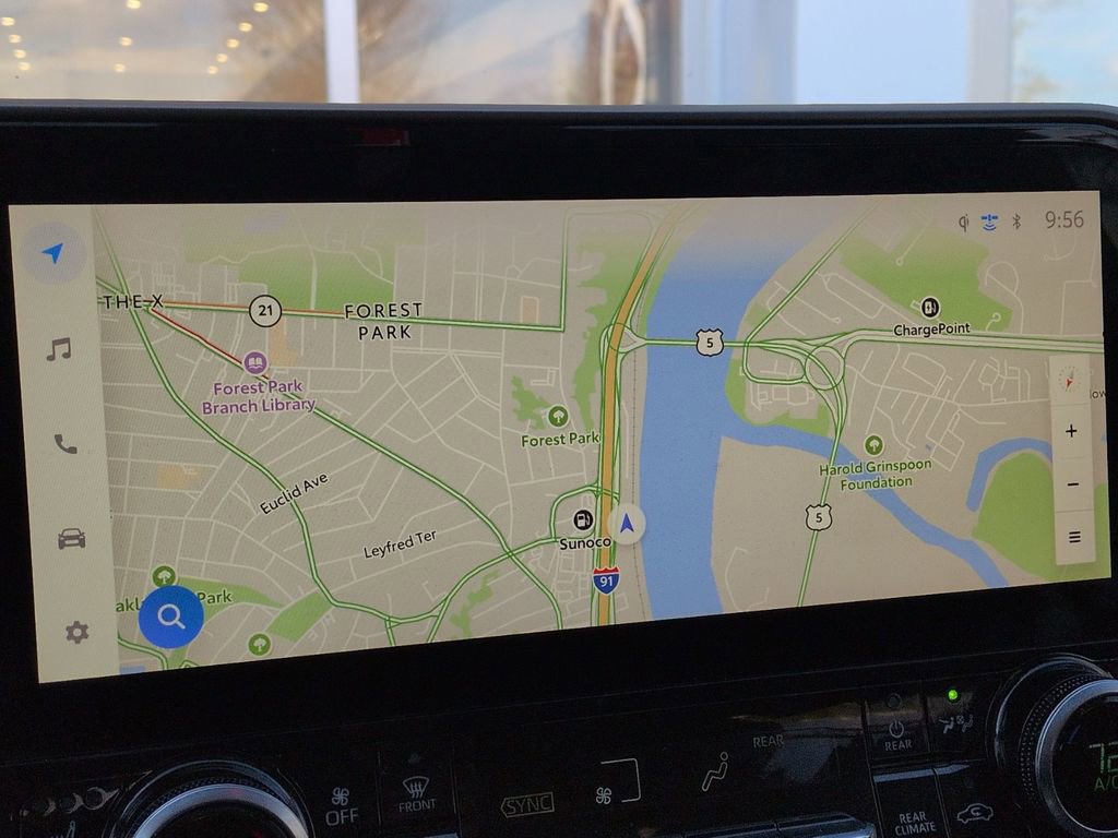 Used 2024 Toyota Highlander Limited AWD/4WD image 16