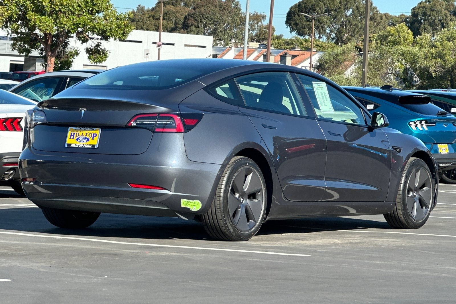 Used 2023 Tesla Model 3 Standard Range RWD image 4
