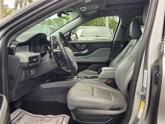 Used 2022 Lincoln Corsair Reserve w/ Elements Package image 13