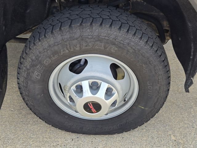 Used 2023 GMC Sierra 3500 Pro w/ Convenience Package image 25