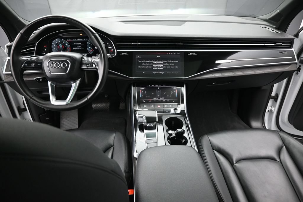 Used 2022 Audi Q7 2.0T Premium Plus w/ Premium Plus Package AWD/4WD image 24