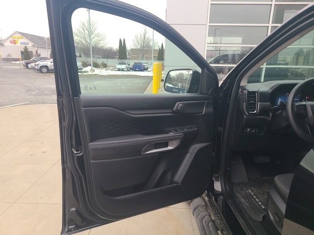 Used 2024 Ford Ranger XLT w/ FX4 Off-Road Package image 17