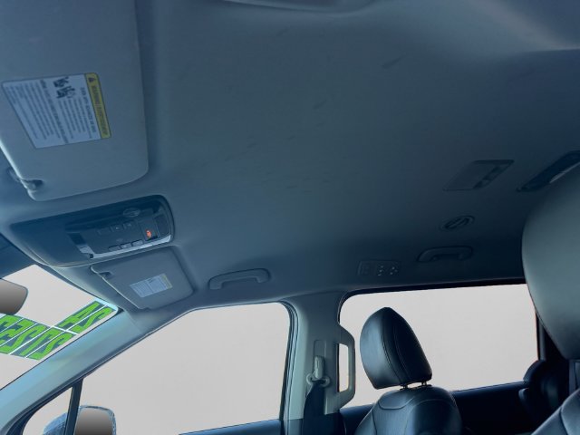 Certified 2024 Kia Carnival LX FWD image 21