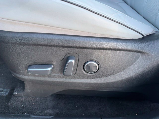 Used 2025 Hyundai Palisade SEL AWD/4WD image 14