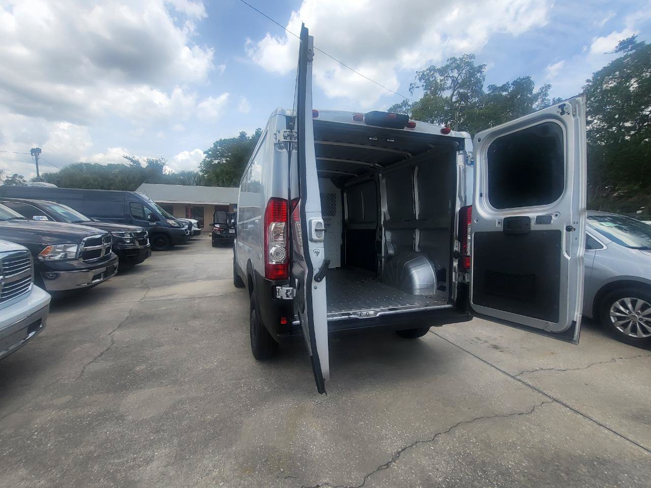 Used 2017 RAM ProMaster 1500 w/ Interior Convenience Group FWD image 34
