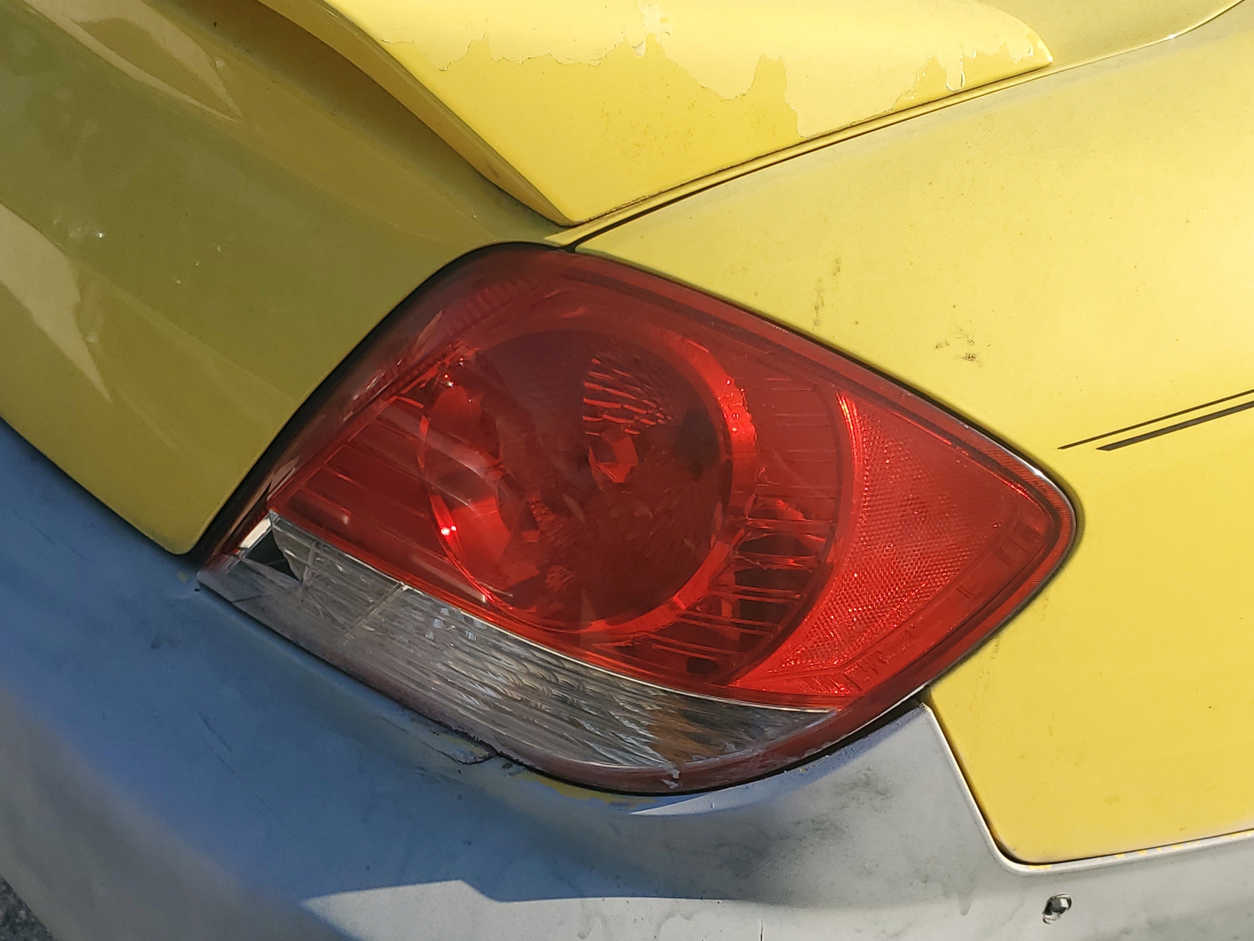 Used 2006 Hyundai Tiburon GS FWD image 7