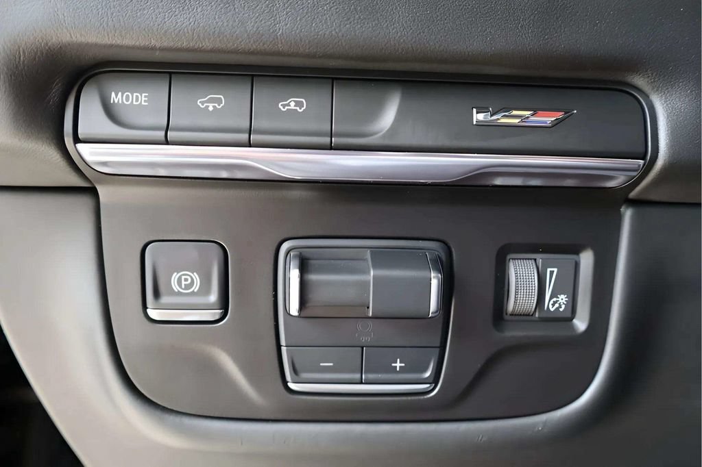Used 2025 Cadillac Escalade V w/ LPO, ONYX Package AWD/4WD image 24