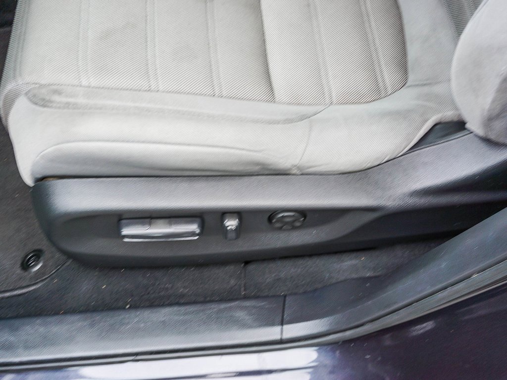 Used 2018 Honda CR-V EX image 19