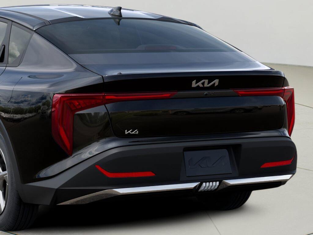 New 2026 Kia K4 FWD image 23