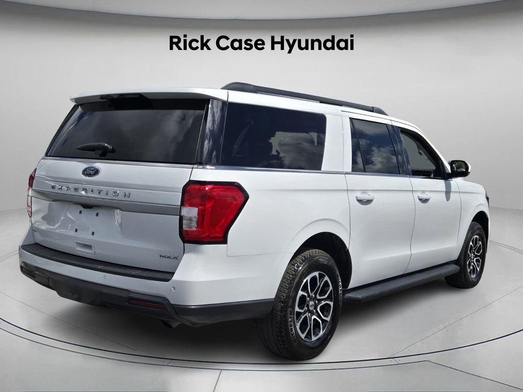 Used 2024 Ford Expedition Max XLT image 8