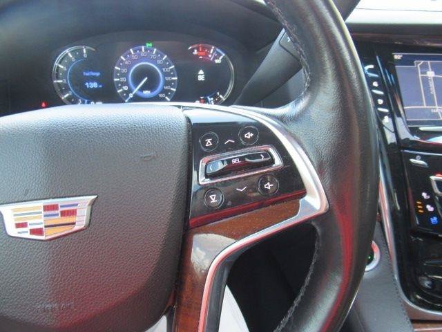 Used 2017 Cadillac Escalade Premium Luxury w/ LPO, Radiant Package AWD/4WD image 26