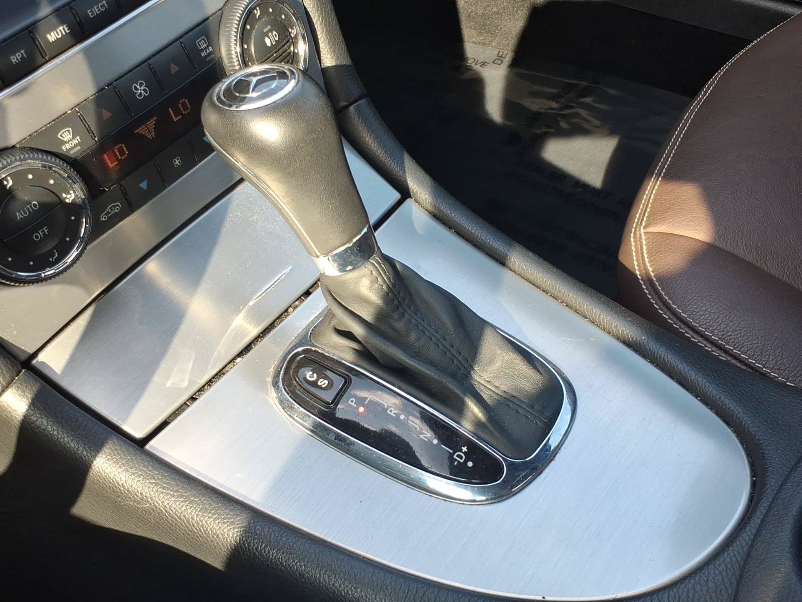 Used 2009 Mercedes-Benz CLK 350 Coupe image 21