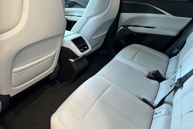 New 2026 Cadillac Lyriq Sport w/ LPO, Floor Liner Package AWD/4WD image 12