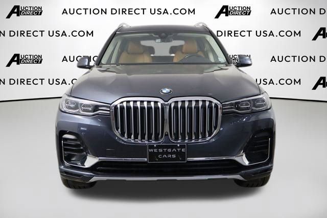 Used 2021 BMW X7 xDrive40i w/ Cold Weather Package image 2