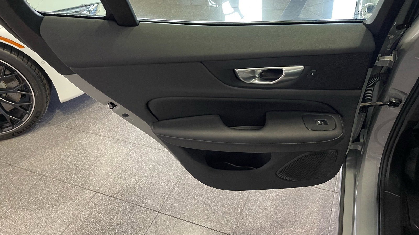 Used 2024 Volvo S60 B5 Plus w/ Climate Package AWD/4WD image 30