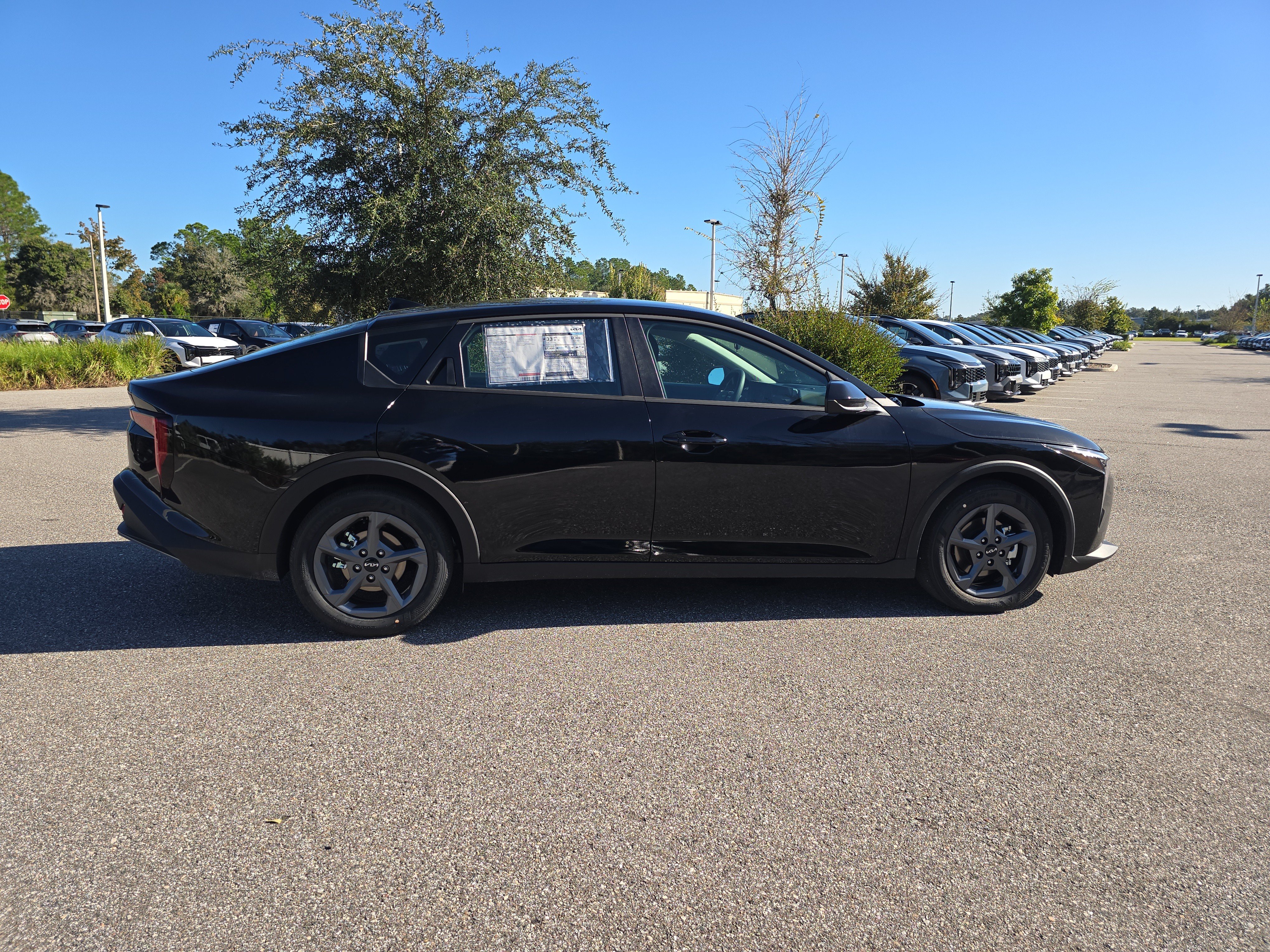 New 2027 Kia K4 FWD image 9