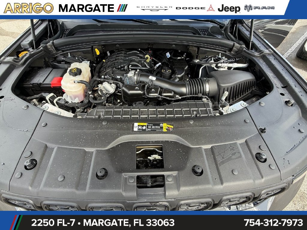 Certified 2025 Jeep Grand Cherokee Limited w/ Black Appearance Package RWD image 20