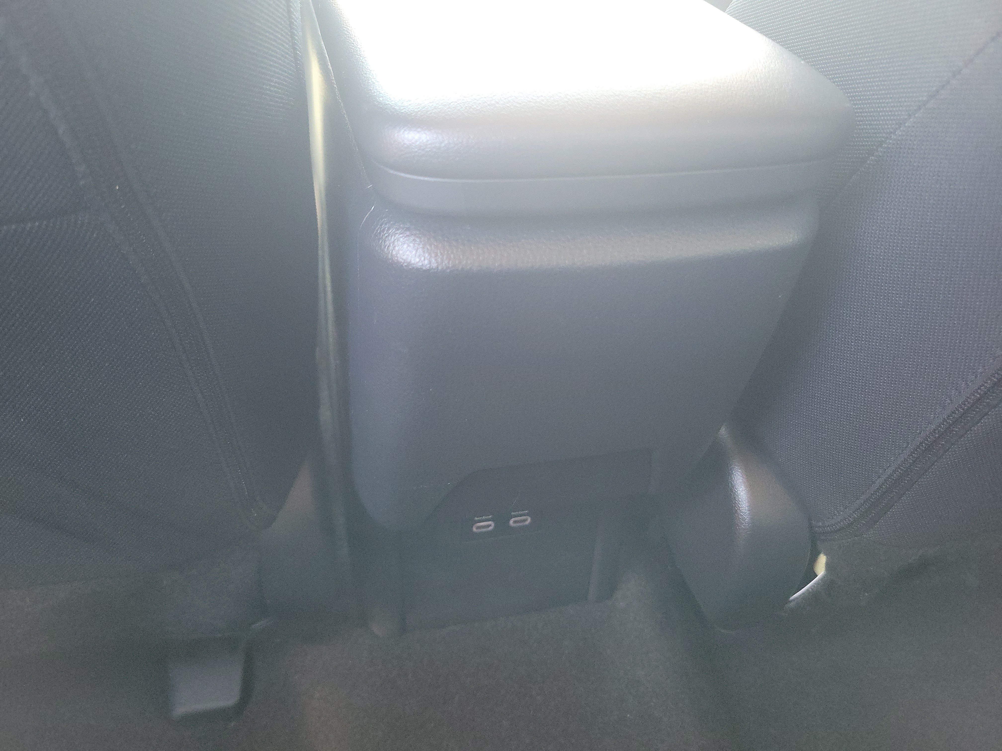Used 2024 Toyota Prius LE FWD image 14