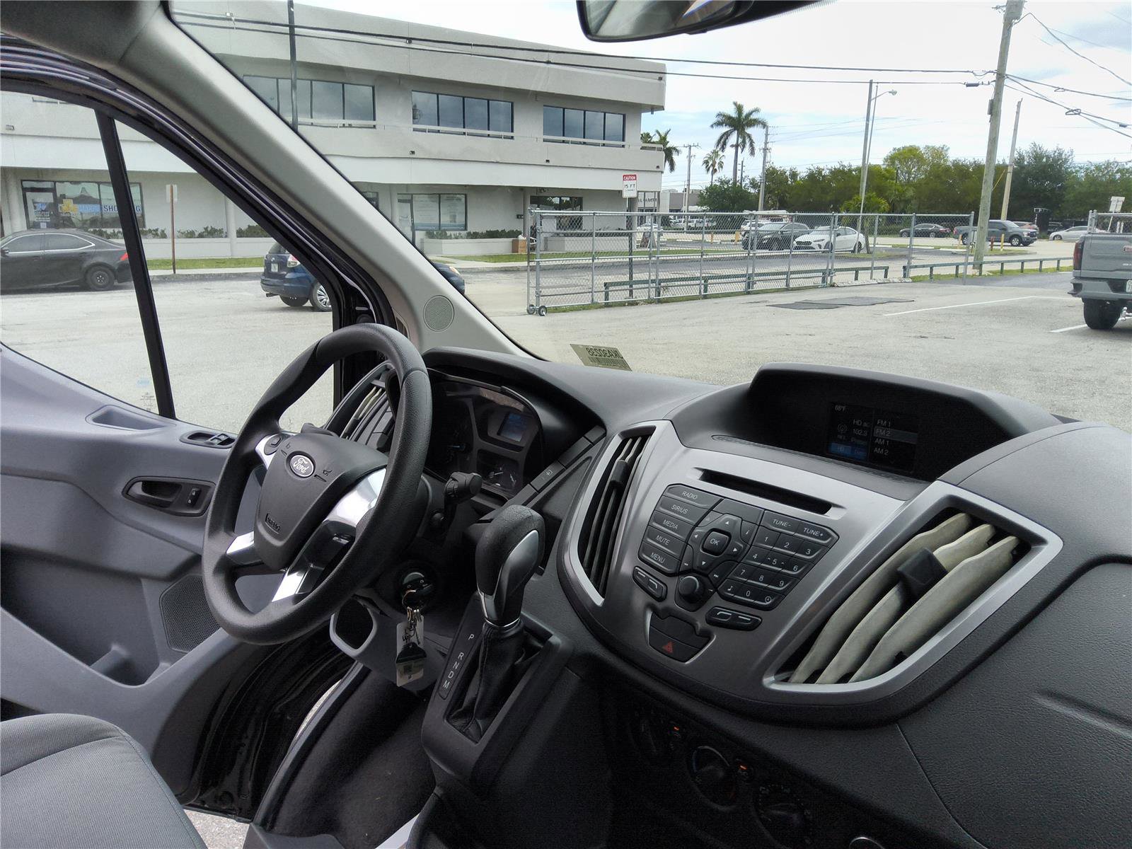 Used 2018 Ford Transit 350 XLT RWD image 25