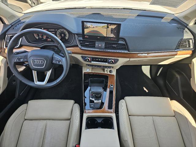 Used 2023 Audi Q5 2.0T Premium Plus w/ Premium Plus Package image 4