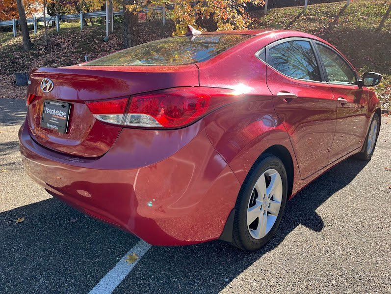 Used 2013 Hyundai Elantra GLS w/ Preferred Pkg image 34