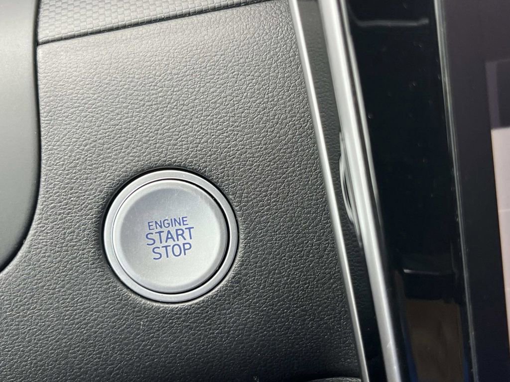 Used 2024 Hyundai Santa Cruz SEL w/ Activity Package image 34