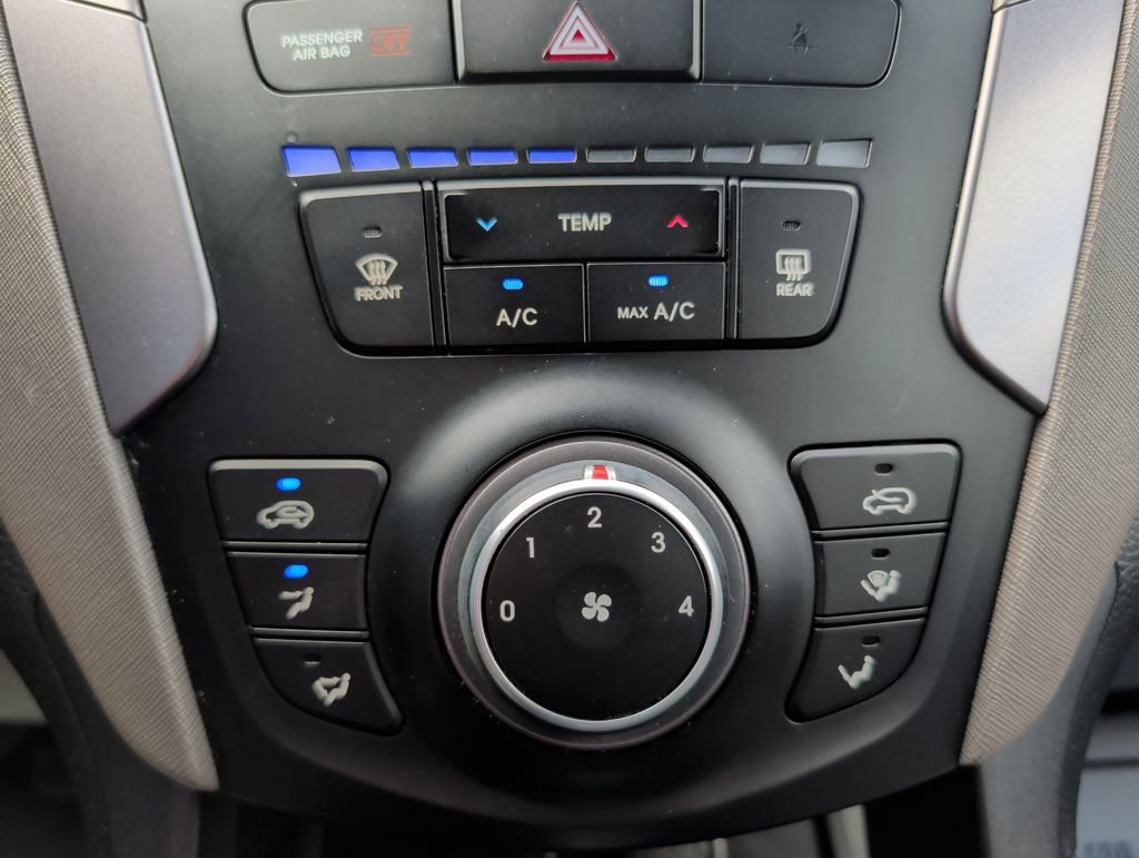Used 2016 Hyundai Santa Fe Sport FWD image 14