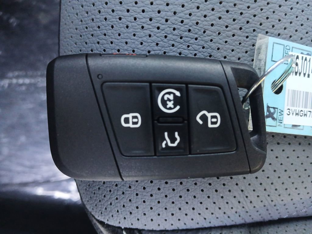 New 2026 Volkswagen Jetta SEL image 29