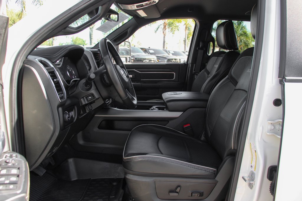 Used 2024 RAM 3500 Laramie w/ Night Edition AWD/4WD image 18