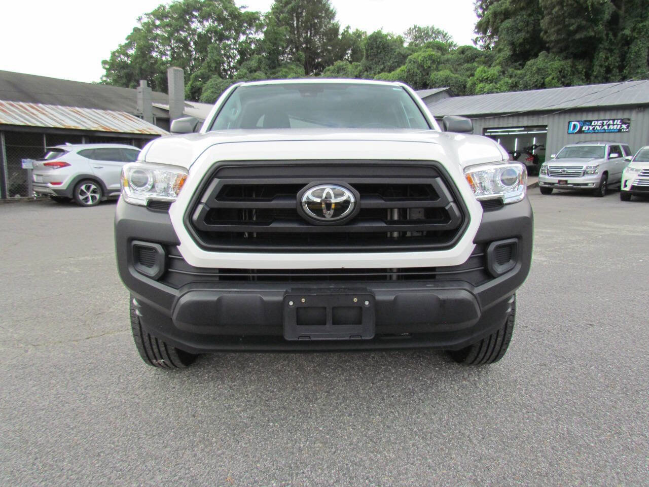 Used 2020 Toyota Tacoma SR image 2