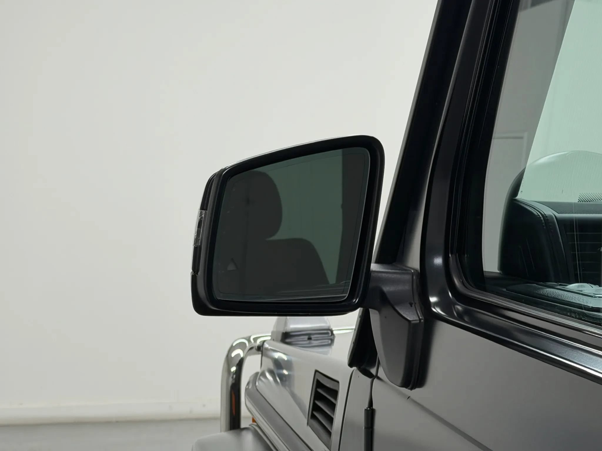 Used 2014 Mercedes-Benz G 63 AMG 4MATIC image 41