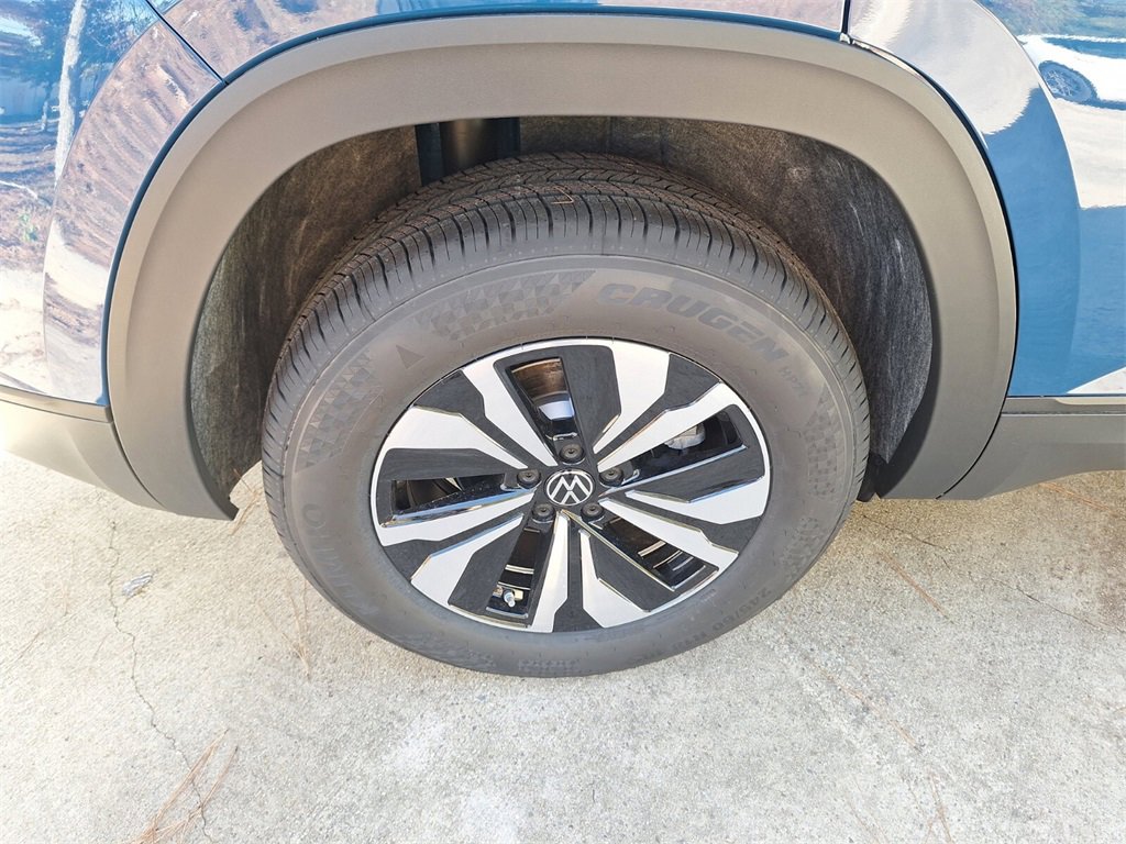 New 2026 Volkswagen Atlas Cross Sport SE image 27