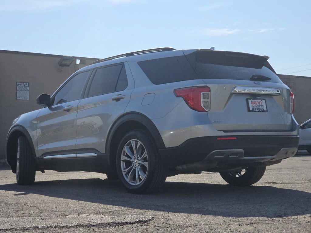Used 2020 Ford Explorer XLT w/ Equipment Group 202A image 20