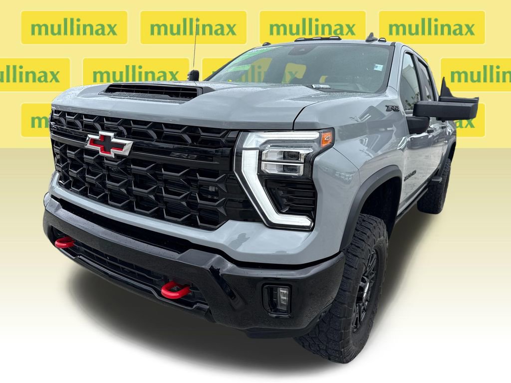 Used 2024 Chevrolet Silverado 2500 ZR2 w/ Technology Package image 10