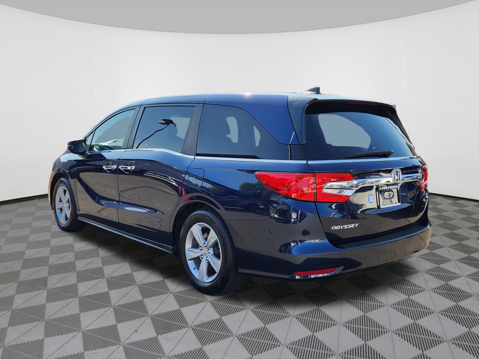 Certified 2019 Honda Odyssey EX image 3