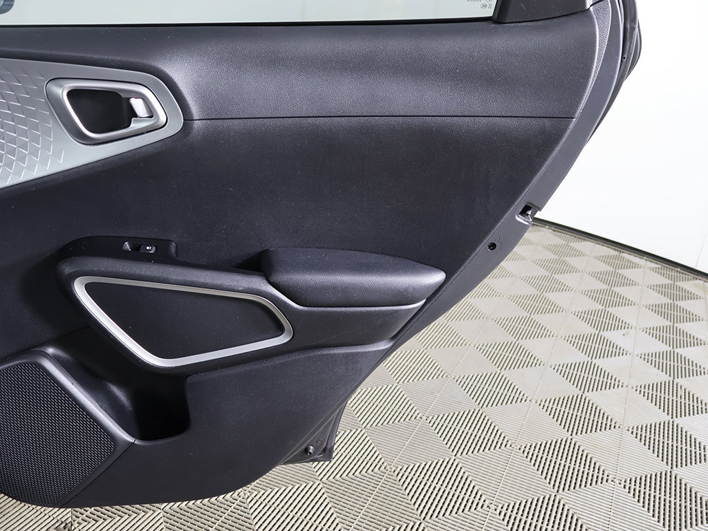 Used 2020 Kia Soul LX FWD image 20